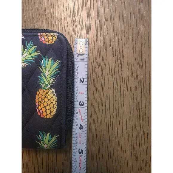 Vera Bradley Toucan Party PIneapple Novelty Quilted Large Turnlock Wallet - Picture 6 of 6